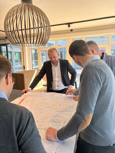 David Block und Projektleiter bei Sanierungsplanung Canal Control Rohrsanierung